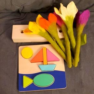 Lovevery Helper playkit